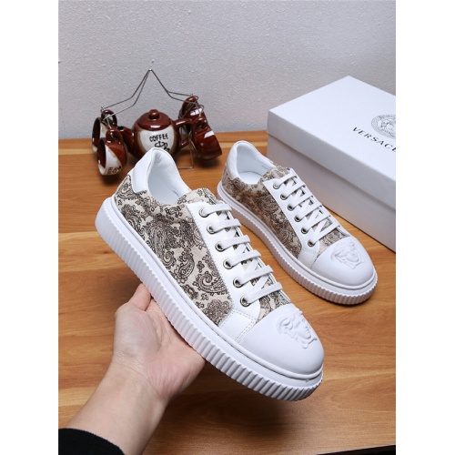 Cheap Versace Casual Shoes For Men #477282 Replica Wholesale [$75.00 USD] [ITEM#477282] on Replica Versace Flat Shoes