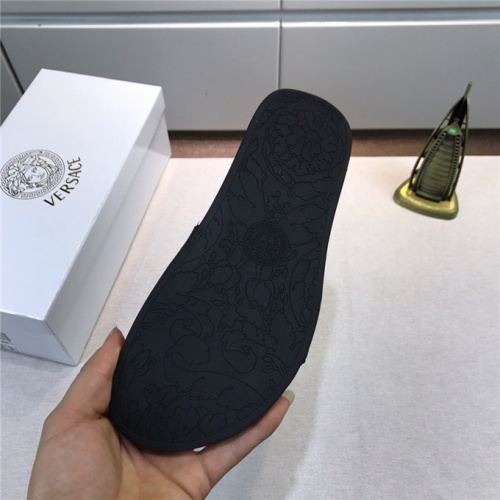 Cheap Versace Fashion Slippers For Men #482233 Replica Wholesale [$44.00 USD] [ITEM#482233] on Replica Versace Slippers