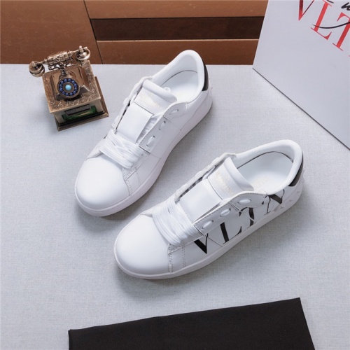 Cheap Valentino Casual Shoes For Men #482699 Replica Wholesale [$85.00 USD] [ITEM#482699] on Replica Valentino Casual Shoes