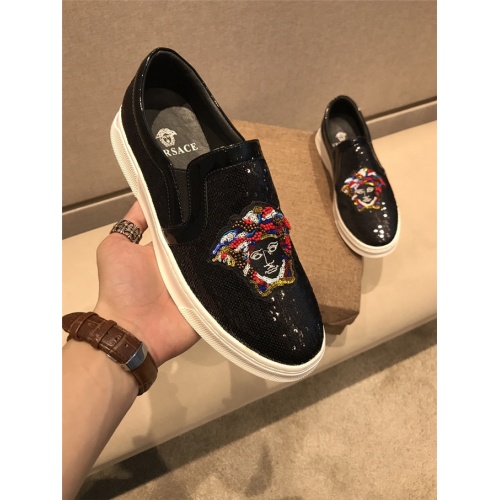 Cheap Versace Casual Shoes For Men #483037 Replica Wholesale [$78.00 USD] [ITEM#483037] on Replica Versace Flat Shoes