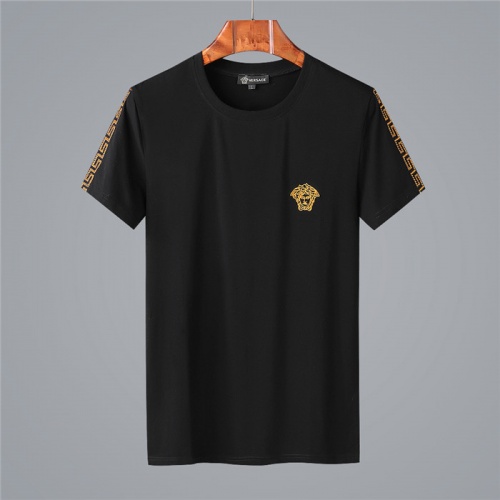 Cheap Versace Fashion Tracksuits Short Sleeved For Men #485862 Replica Wholesale [$68.00 USD] [ITEM#485862] on Replica Versace Tracksuits