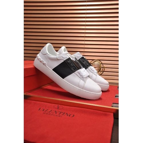 Cheap Valentino Casual Shoes For Men #487455 Replica Wholesale [$78.00 USD] [ITEM#487455] on Replica Valentino Casual Shoes