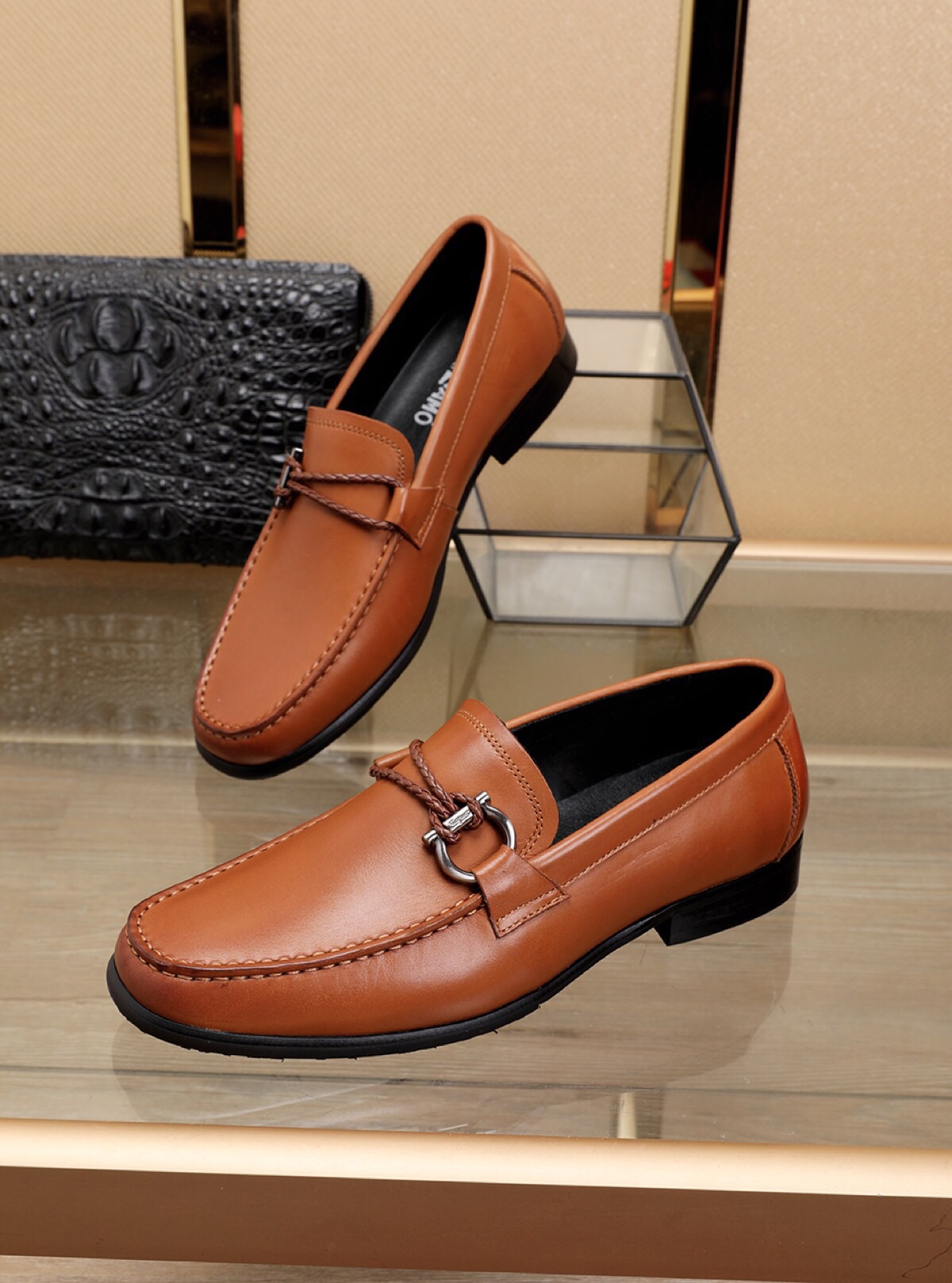 Cheap Salvatore Ferragamo SF Leather Shoes For Men #481329 Replica ...