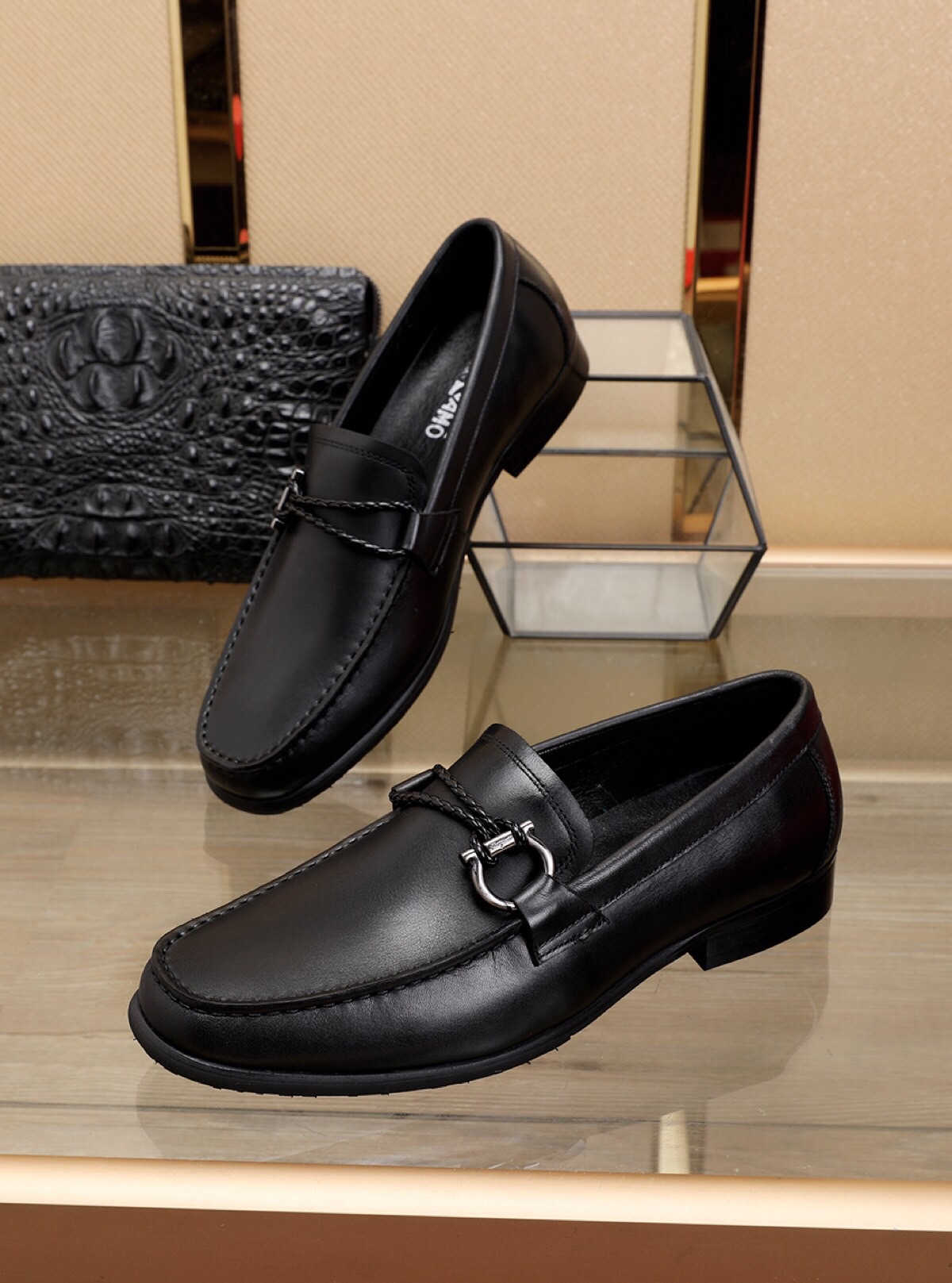 Cheap Salvatore Ferragamo SF Leather Shoes For Men #481330 Replica ...