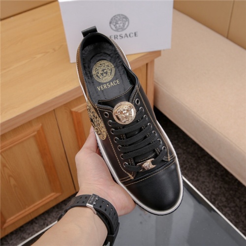 Cheap Versace Casual Shoes For Men #487925 Replica Wholesale [$75.00 USD] [ITEM#487925] on Replica Versace Flat Shoes