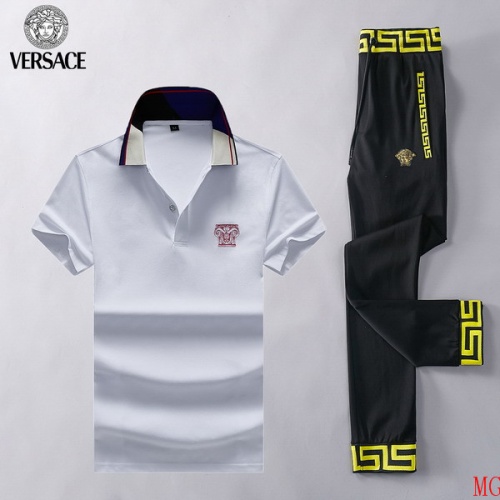 Cheap Versace Tracksuits Short Sleeved For Men #492988 Replica Wholesale [$81.00 USD] [ITEM#492988] on Replica Versace Tracksuits