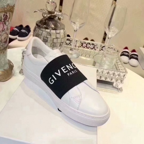 Cheap Givenchy Casual Shoes For Men #499456 Replica Wholesale [$80.00 USD] [ITEM#499456] on Replica Givenchy Casual Shoes