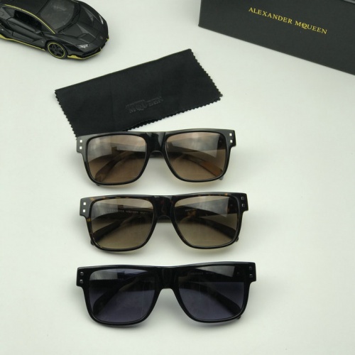 Cheap Alexander McQueen AAA Quality Sunglasses #501425 Replica Wholesale [$54.00 USD] [ITEM#501425] on Replica Alexander McQueen AAA Quality Sunglasses