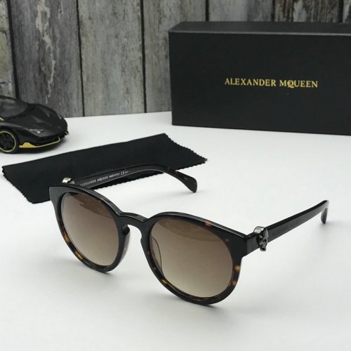 Cheap Alexander McQueen AAA Quality Sunglasses #501428 Replica Wholesale [$54.00 USD] [ITEM#501428] on Replica Alexander McQueen AAA Quality Sunglasses