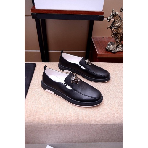 Cheap Versace Casual Shoes For Men #505758 Replica Wholesale [$72.00 USD] [ITEM#505758] on Replica Versace Flat Shoes