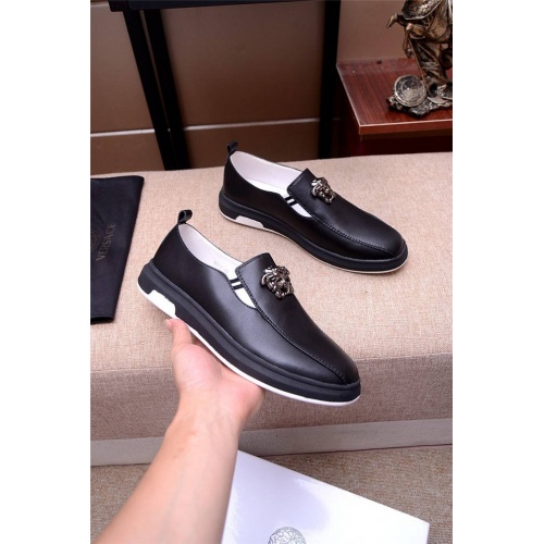 Cheap Versace Casual Shoes For Men #505758 Replica Wholesale [$72.00 USD] [ITEM#505758] on Replica Versace Flat Shoes