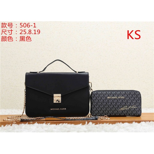 Cheap Michael Kors MK Fashion Messenger Bags #507868 Replica Wholesale [$34.00 USD] [ITEM#507868] on Replica Michael Kors Messenger Bags