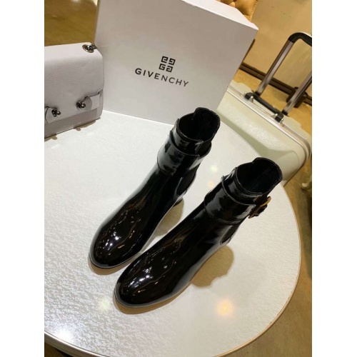 Cheap Givenchy Boots For Women #510346 Replica Wholesale [$98.00 USD] [ITEM#510346] on Replica Givenchy Boots