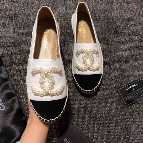 Chanel Flat Shoes For Women #510850