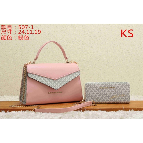 Cheap Michael Kors MK Fashion Messenger Bags #511753 Replica Wholesale [$38.00 USD] [ITEM#511753] on Replica Michael Kors Messenger Bags