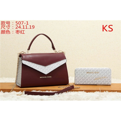 Cheap Michael Kors MK Fashion Messenger Bags #511755 Replica Wholesale [$38.00 USD] [ITEM#511755] on Replica Michael Kors Messenger Bags