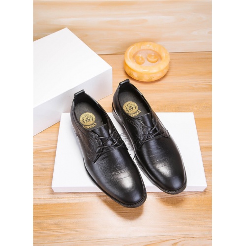 Cheap Versace Leather Shoes For Men #513361 Replica Wholesale [$82.00 USD] [ITEM#513361] on Replica Versace Leather Shoes
