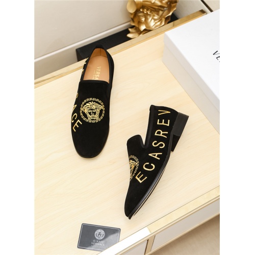 Cheap Versace Leather Shoes For Men #513388 Replica Wholesale [$80.00 USD] [ITEM#513388] on Replica Versace Leather Shoes