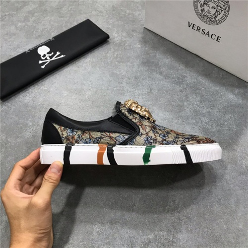 Cheap Versace Casual Shoes For Men #514532 Replica Wholesale [$72.00 USD] [ITEM#514532] on Replica Versace Flat Shoes