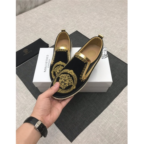 Cheap Versace Casual Shoes For Men #515181 Replica Wholesale [$76.00 USD] [ITEM#515181] on Replica Versace Flat Shoes