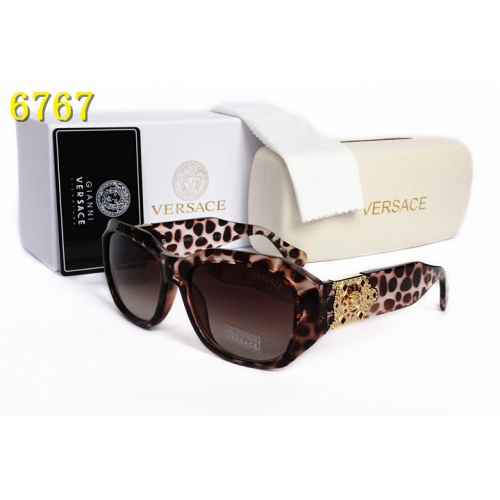 Cheap Versace Fashion Sunglasses #520884 Replica Wholesale [$23.00 USD] [ITEM#520884] on Replica Versace Sunglasses