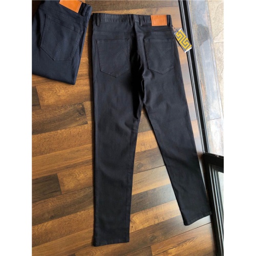 Cheap Versace Pants For Men #523336 Replica Wholesale [$43.00 USD] [ITEM#523336] on Replica Versace Pants