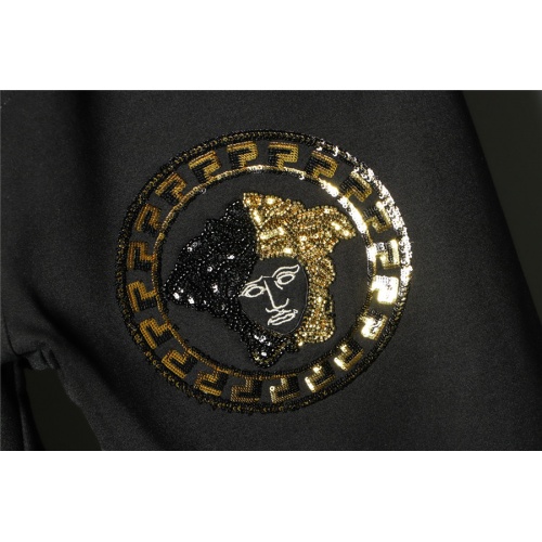 Cheap Versace Tracksuits Long Sleeved For Men #524475 Replica Wholesale [$80.00 USD] [ITEM#524475] on Replica Versace Tracksuits