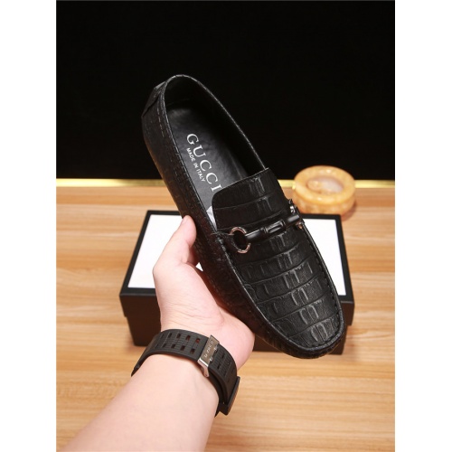 Cheap Versace Fashion Shoes For Men #524597 Replica Wholesale [$76.00 USD] [ITEM#524597] on Replica Versace Flat Shoes