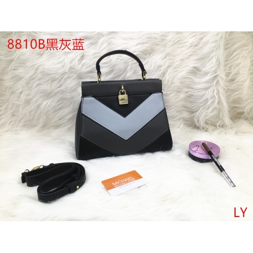 Cheap Michael Kors Handbags #524707 Replica Wholesale [$32.00 USD] [ITEM#524707] on Replica Michael Kors Handbags