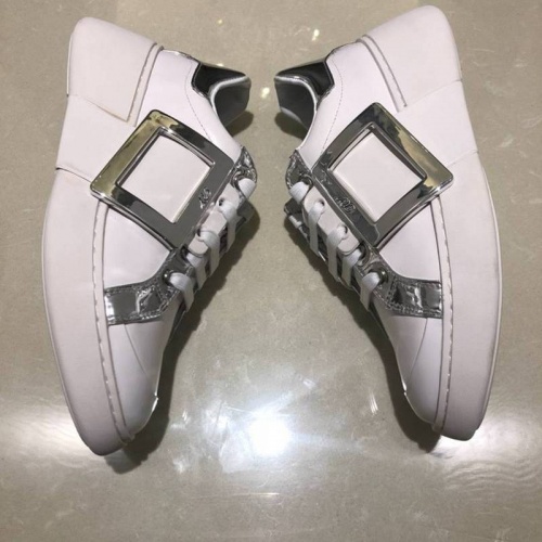 Cheap Roger Vivier Casual Shoes For Women #526088 Replica Wholesale [$98.00 USD] [ITEM#526088] on Replica Roger Vivier Casual Shoes