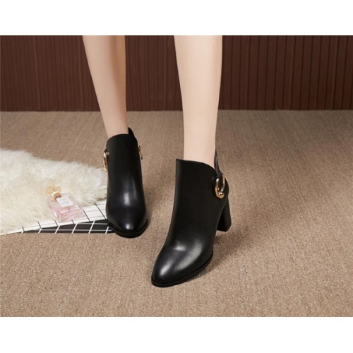 Cheap Versace Boots For Women #526306 Replica Wholesale [$98.00 USD] [ITEM#526306] on Replica Versace Boots