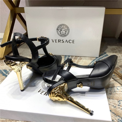 Cheap Versace Sandal For Women #528463 Replica Wholesale [$81.00 USD] [ITEM#528463] on Replica Versace Sandal