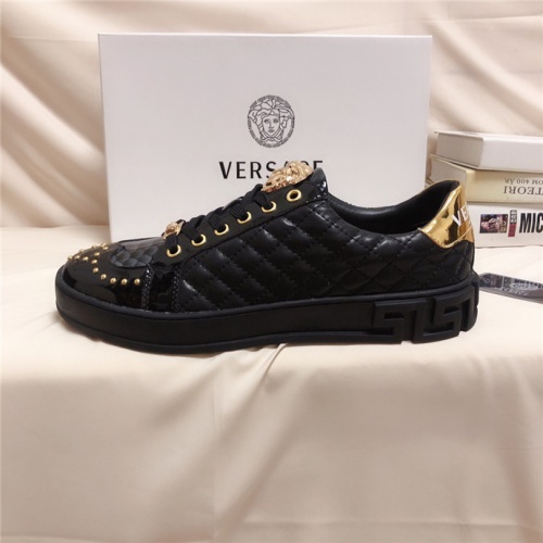 Cheap Versace Casual Shoes For Men #529606 Replica Wholesale [$72.00 USD] [ITEM#529606] on Replica Versace Flat Shoes
