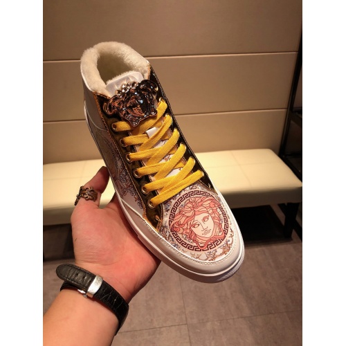 Cheap Versace Casual Shoes For Men #529628 Replica Wholesale [$82.00 USD] [ITEM#529628] on Replica Versace Flat Shoes