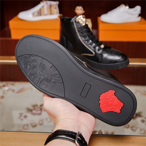 Cheap Versace High Tops Shoes For Men #531337 Replica Wholesale [$80.00 USD] [ITEM#531337] on Replica Versace High Tops Shoes