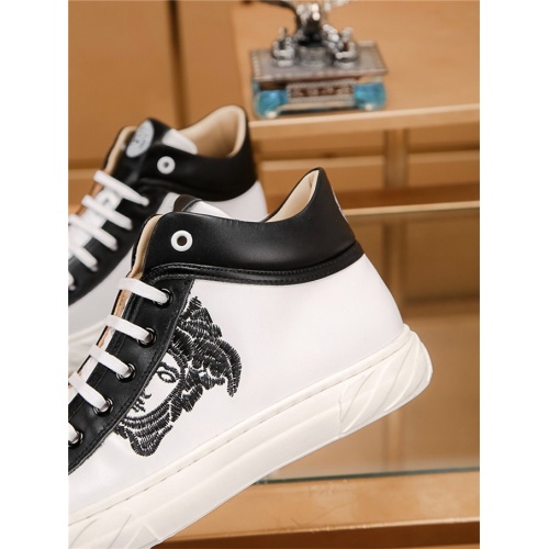 Cheap Versace Casual Shoes For Men #531437 Replica Wholesale [$82.00 USD] [ITEM#531437] on Replica Versace Flat Shoes