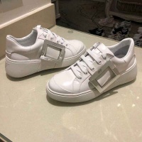 Cheap Roger Vivier Casual Shoes For Women #526091 Replica Wholesale [$98.00 USD] [ITEM#526091] on Replica Roger Vivier Casual Shoes