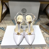 Cheap Versace Sandal For Women #528462 Replica Wholesale [$81.00 USD] [ITEM#528462] on Replica Versace Sandal