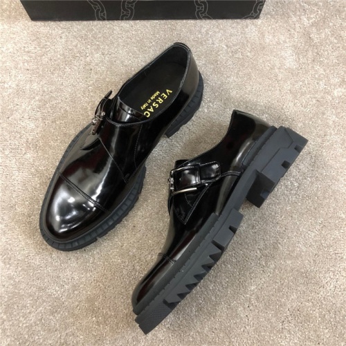 Cheap Versace Casual Shoes For Men #533785 Replica Wholesale [$115.00 USD] [ITEM#533785] on Replica Versace Shoes