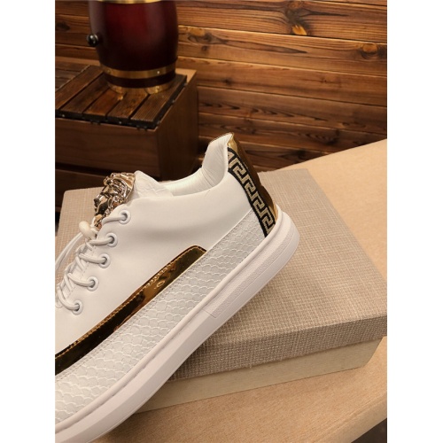 Cheap Versace Casual Shoes For Men #537275 Replica Wholesale [$76.00 USD] [ITEM#537275] on Replica Versace Flat Shoes