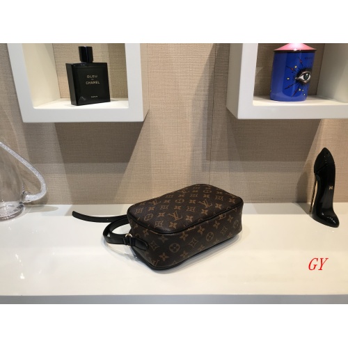 Cheap Louis Vuitton LV Fashion Messenger Bags #537360 Replica Wholesale [$23.00 USD] [ITEM#537360] on Replica Louis Vuitton Messenger Bags