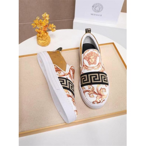 Cheap Versace Casual Shoes For Men #538392 Replica Wholesale [$68.00 USD] [ITEM#538392] on Replica Versace Flat Shoes