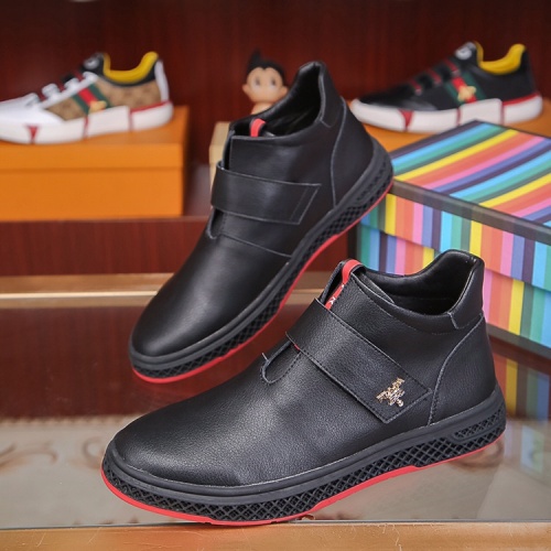 Cheap Prada Casual Shoes For Men #539171 Replica Wholesale [$82.00 USD] [ITEM#539171] on Replica Prada Flat Shoes