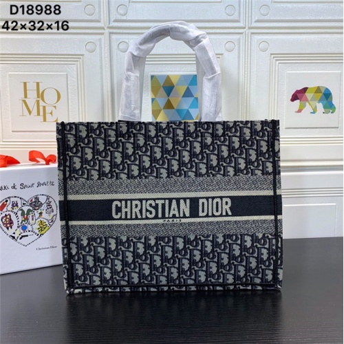 Christian Dior AAA Handbags #540554