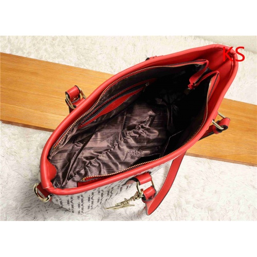 Cheap Carolina Herrera Fashion Handbags #541935 Replica Wholesale [$34.00 USD] [ITEM#541935] on Replica Carolina Herrera Handbags