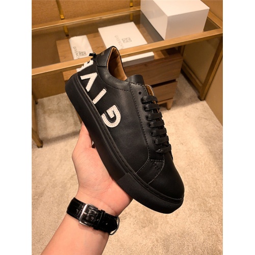 Cheap Givenchy Casual Shoes For Men #542657 Replica Wholesale [$72.00 USD] [ITEM#542657] on Replica Givenchy Casual Shoes