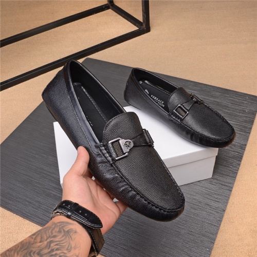 Cheap Versace Casual Shoes For Men #542766 Replica Wholesale [$76.00 USD] [ITEM#542766] on Replica Versace Shoes