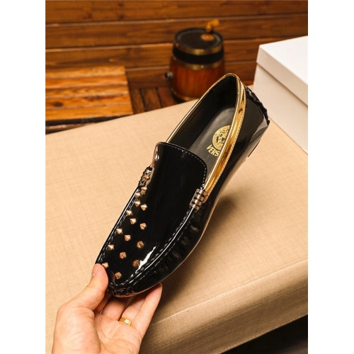 Cheap Versace Casual Shoes For Men #543551 Replica Wholesale [$72.00 USD] [ITEM#543551] on Replica Versace Shoes