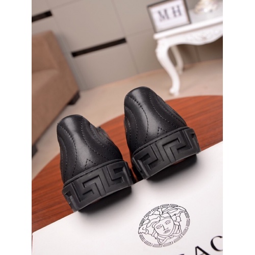 Cheap Versace Casual Shoes For Men #545608 Replica Wholesale [$80.00 USD] [ITEM#545608] on Replica Versace Shoes