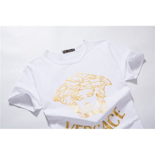 Cheap Versace T-Shirts Short Sleeved For Men #546660 Replica Wholesale [$24.00 USD] [ITEM#546660] on Replica Versace T-Shirts